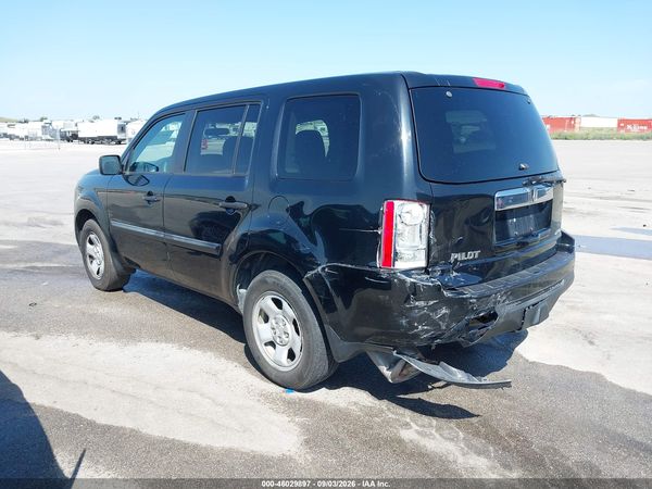 2015 HONDA PILOT LX — I3