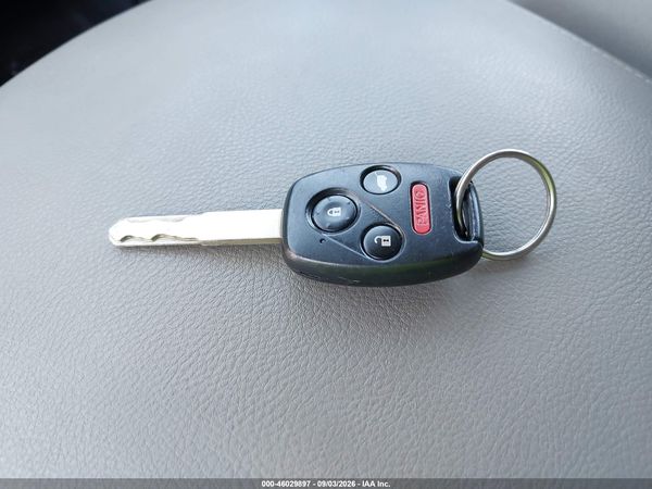 2015 HONDA PILOT LX — I11