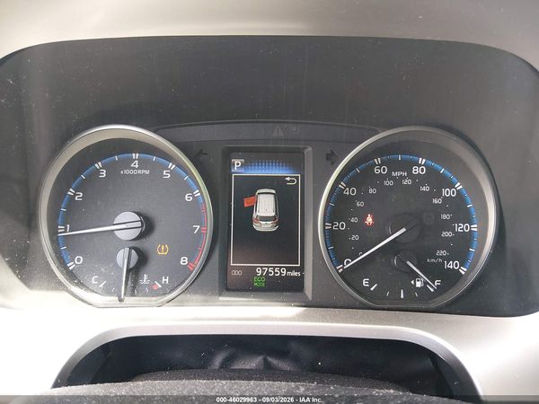 2018 TOYOTA RAV4 LE — I7