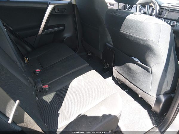 2018 TOYOTA RAV4 LE — I8