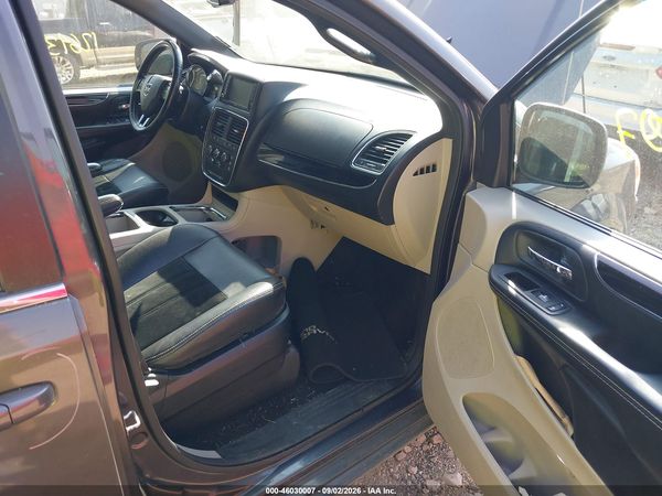 2017 DODGE GRAND CARAVAN SXT — I5