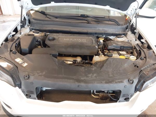 2019 JEEP CHEROKEE LATITUDE PLUS 4X4 — I10
