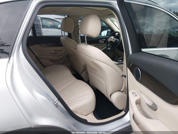 2018 MERCEDES-BENZ GLC 300 4MATIC — I153