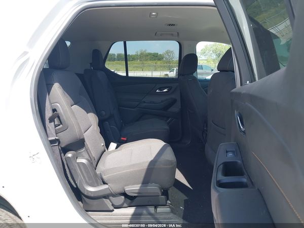 2018 CHEVROLET TRAVERSE 1LT — I8