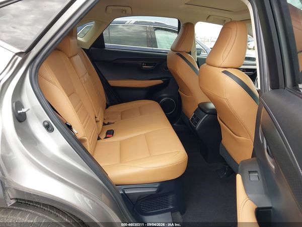 2016 LEXUS NX 200T 200t Luxury — I8