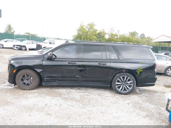 2021 CADILLAC ESCALADE ESV 4WD SPORT PLATINUM — I117