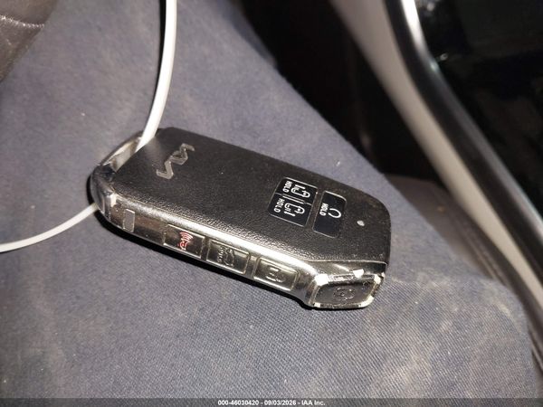 2024 KIA CARNIVAL MPV EX — I11