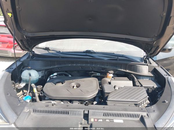 2019 HYUNDAI TUCSON SE — I10