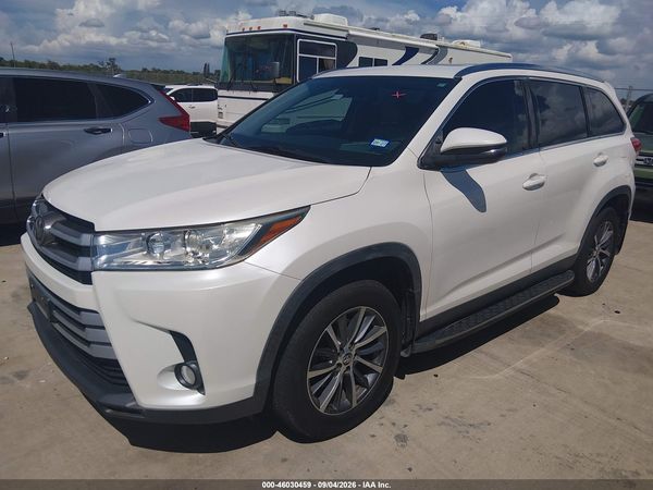 2019 TOYOTA HIGHLANDER — I2