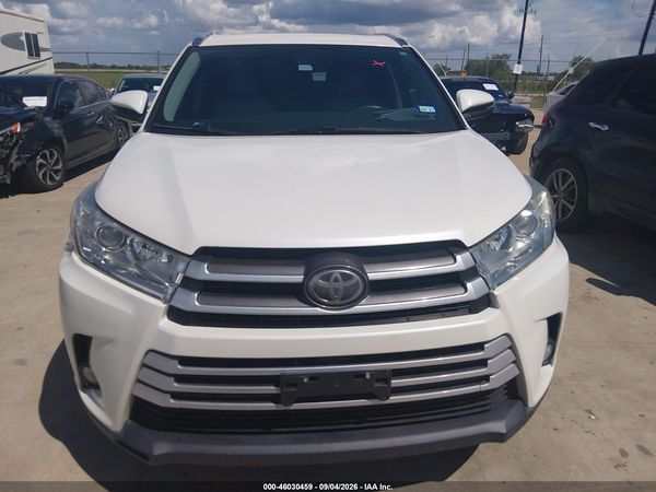2019 TOYOTA HIGHLANDER XLE — I6