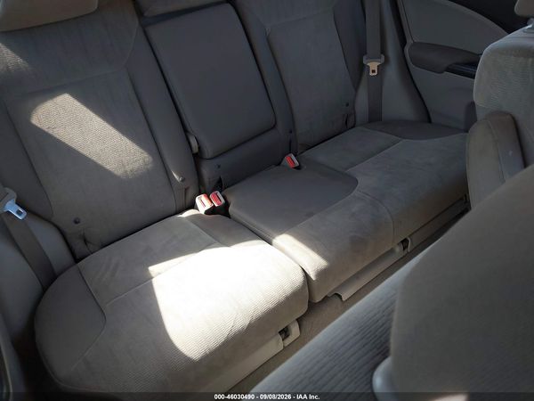 2012 HONDA CR-V LX — I8