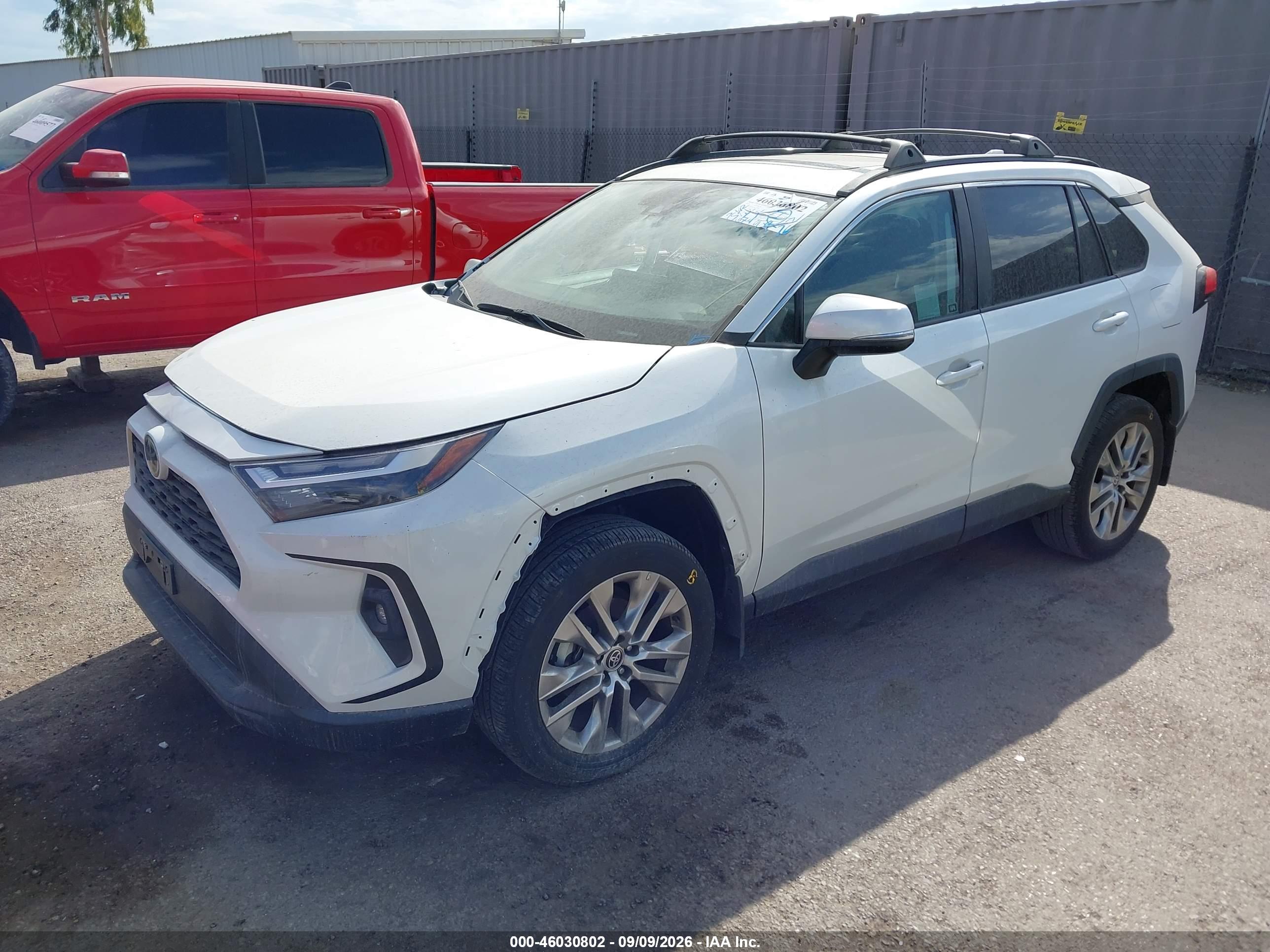2023 TOYOTA RAV4 XLE PREMIUM — I2