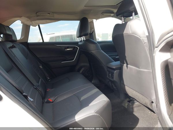 2023 TOYOTA RAV4 XLE PREMIUM — I8