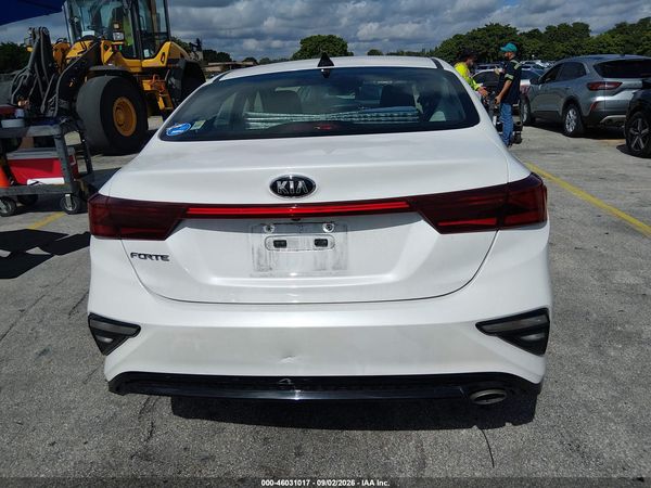 2021 KIA FORTE LXS — I119