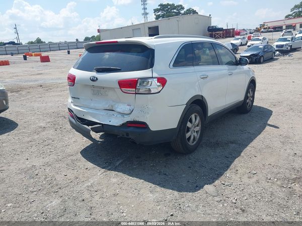 2016 KIA SORENTO 2.4L LX — I4