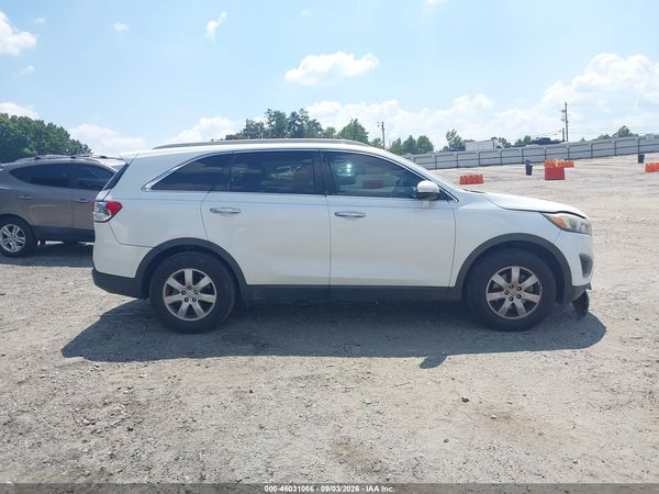 2016 KIA SORENTO 2.4L LX — I116