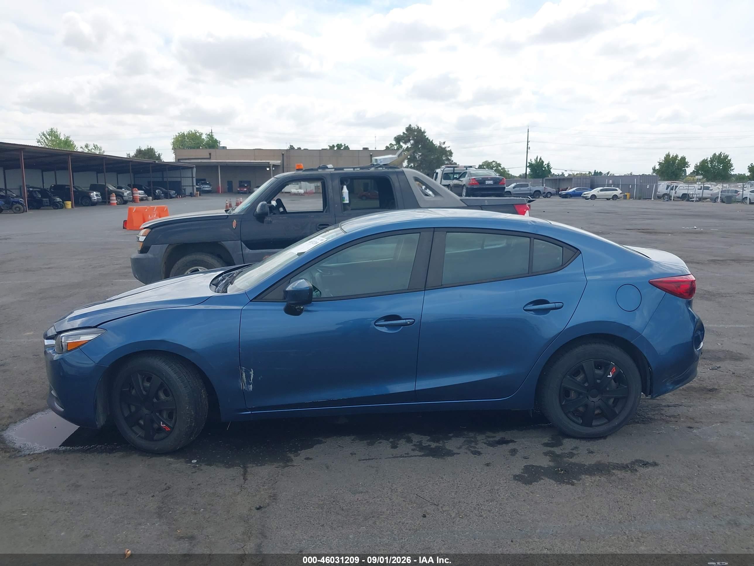 2018 MAZDA MAZDA3 SPORT