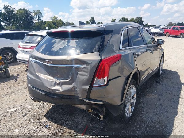 2017 CADILLAC XT5 LUXURY — I6