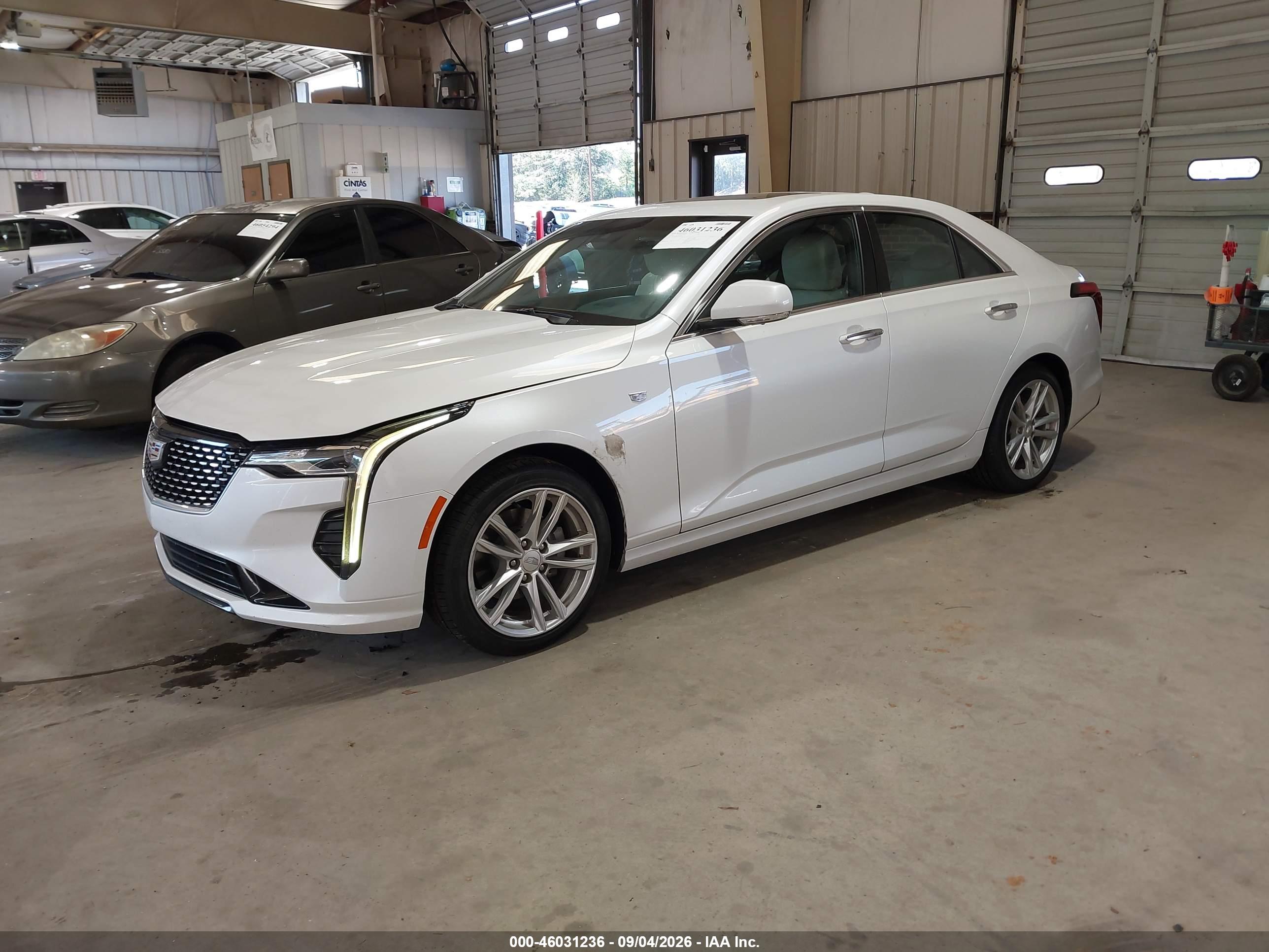 2024 CADILLAC CT4 LUXURY — I2