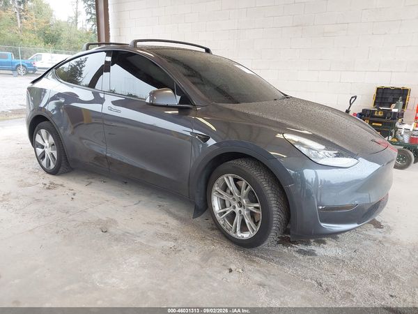 2021 TESLA MODEL Y — I1