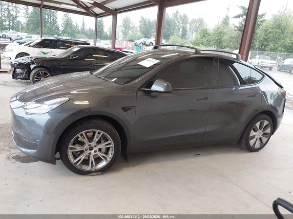 2021 TESLA MODEL Y — I117