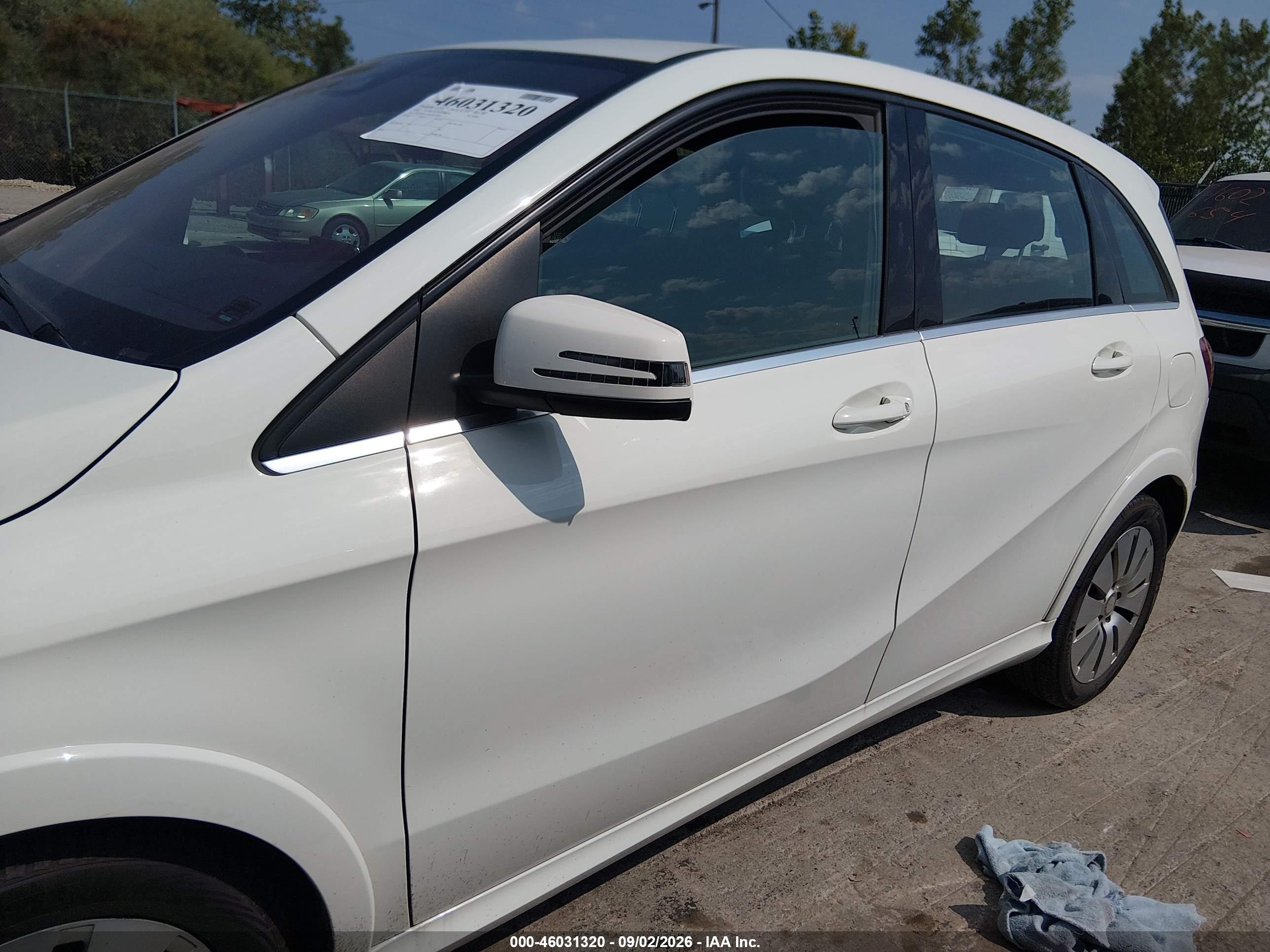 2017 MERCEDES-BENZ B 250E B250e