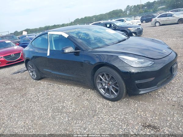 2022 TESLA MODEL 3 — I1