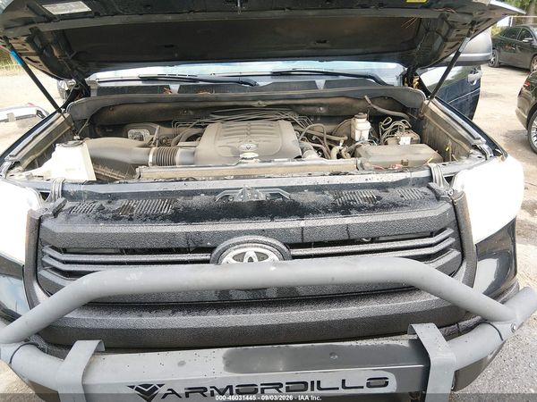 2016 TOYOTA TUNDRA SR5 5.7L V8 — I10