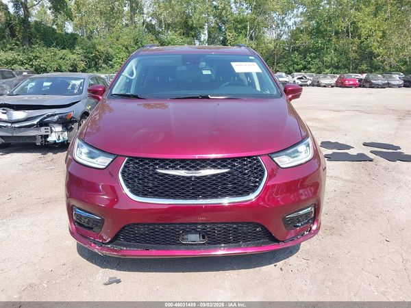 2022 CHRYSLER PACIFICA TOURING L AWD — I115