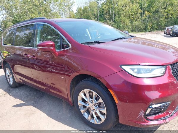 2022 CHRYSLER PACIFICA TOURING L AWD — I116