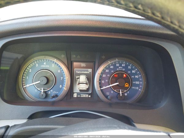 2015 TOYOTA SIENNA XLE PREMIUM 8 PASSENGER — I7