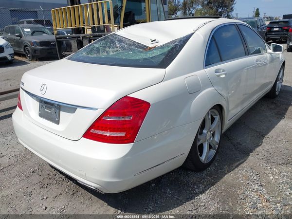 2013 MERCEDES-BENZ S 550 — I4