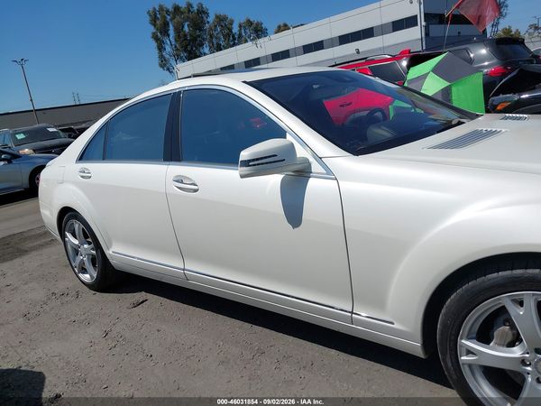 2013 MERCEDES-BENZ S 550 S550 — I116