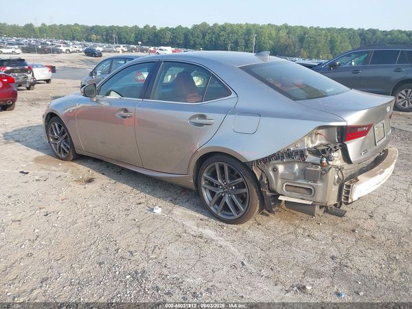 2016 LEXUS IS 200T — I3