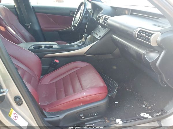 2016 LEXUS IS 200T — I5