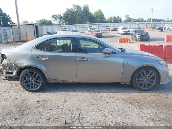 2016 LEXUS IS 200T — I116