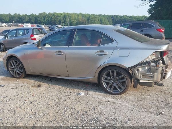 2016 LEXUS IS 200T — I117