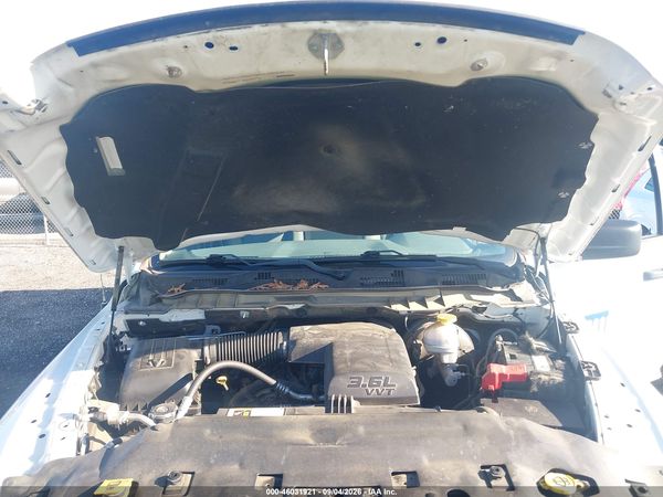 2020 RAM 1500 CLASSIC TRADESMAN  4X4 6'4 BOX — I10