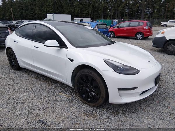 2022 TESLA MODEL 3 — I1