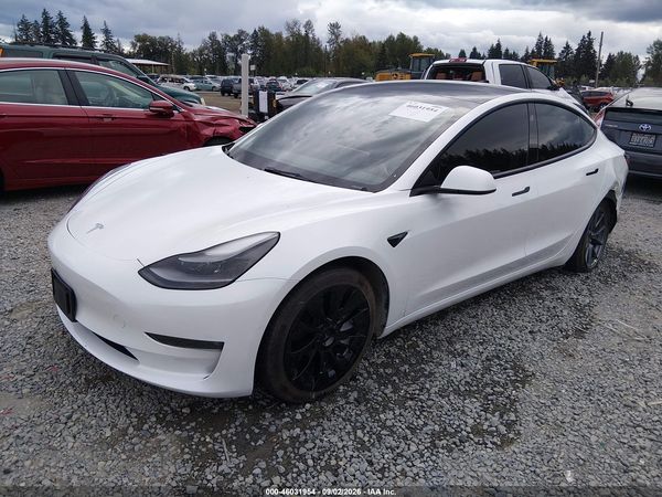 2022 TESLA MODEL 3 — I2
