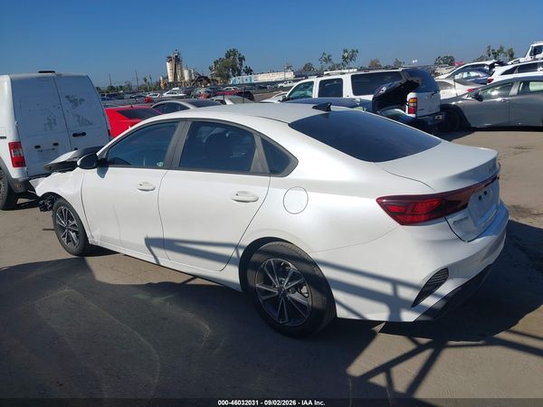 2023 KIA FORTE LXS — I117