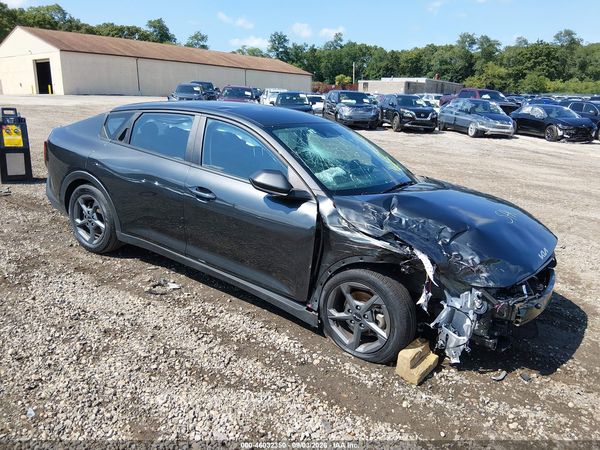 2025 KIA K4 LXS — I1