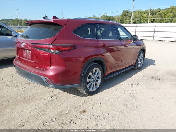 2022 TOYOTA HIGHLANDER LIMITED — I4