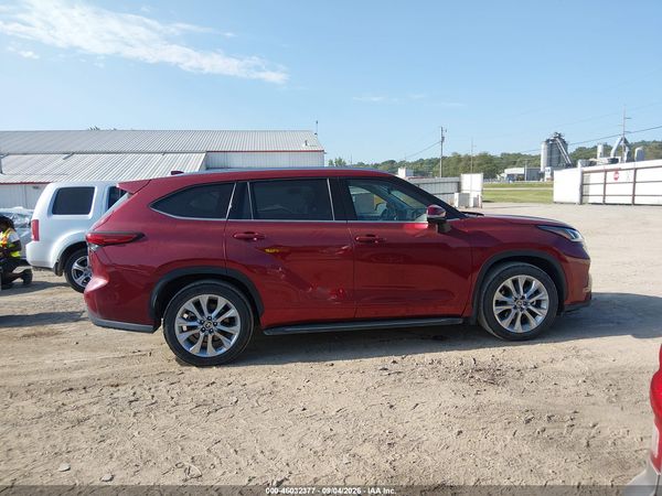 2022 TOYOTA HIGHLANDER LIMITED — I116