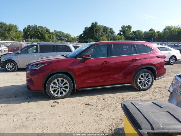 2022 TOYOTA HIGHLANDER LIMITED — I117