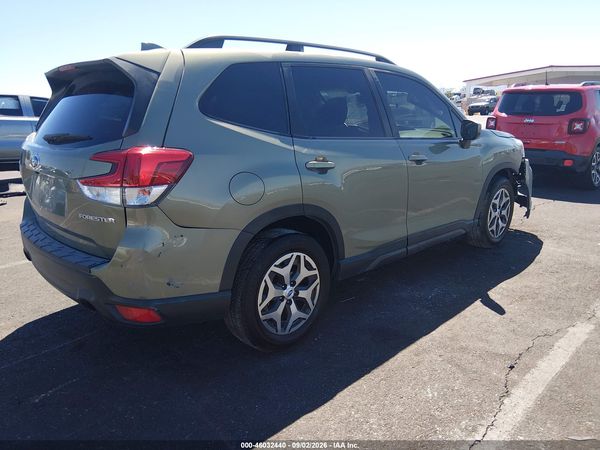 2019 SUBARU FORESTER — I4
