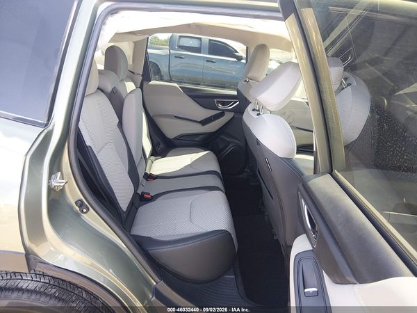 2019 SUBARU FORESTER PREMIUM — I8