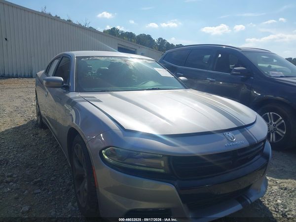 2016 DODGE CHARGER SXT — I1