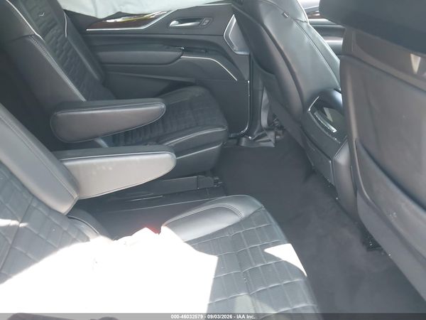 2023 CADILLAC ESCALADE ESV 4WD SPORT PLATINUM — I8