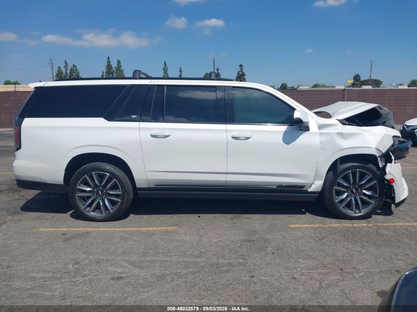 2023 CADILLAC ESCALADE ESV 4WD SPORT PLATINUM — I116